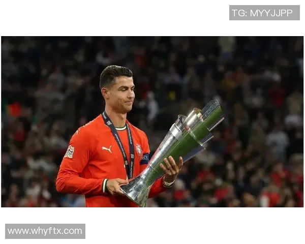 足球场七号球星是谁 了解这位传奇球员的精彩表现与历史地位